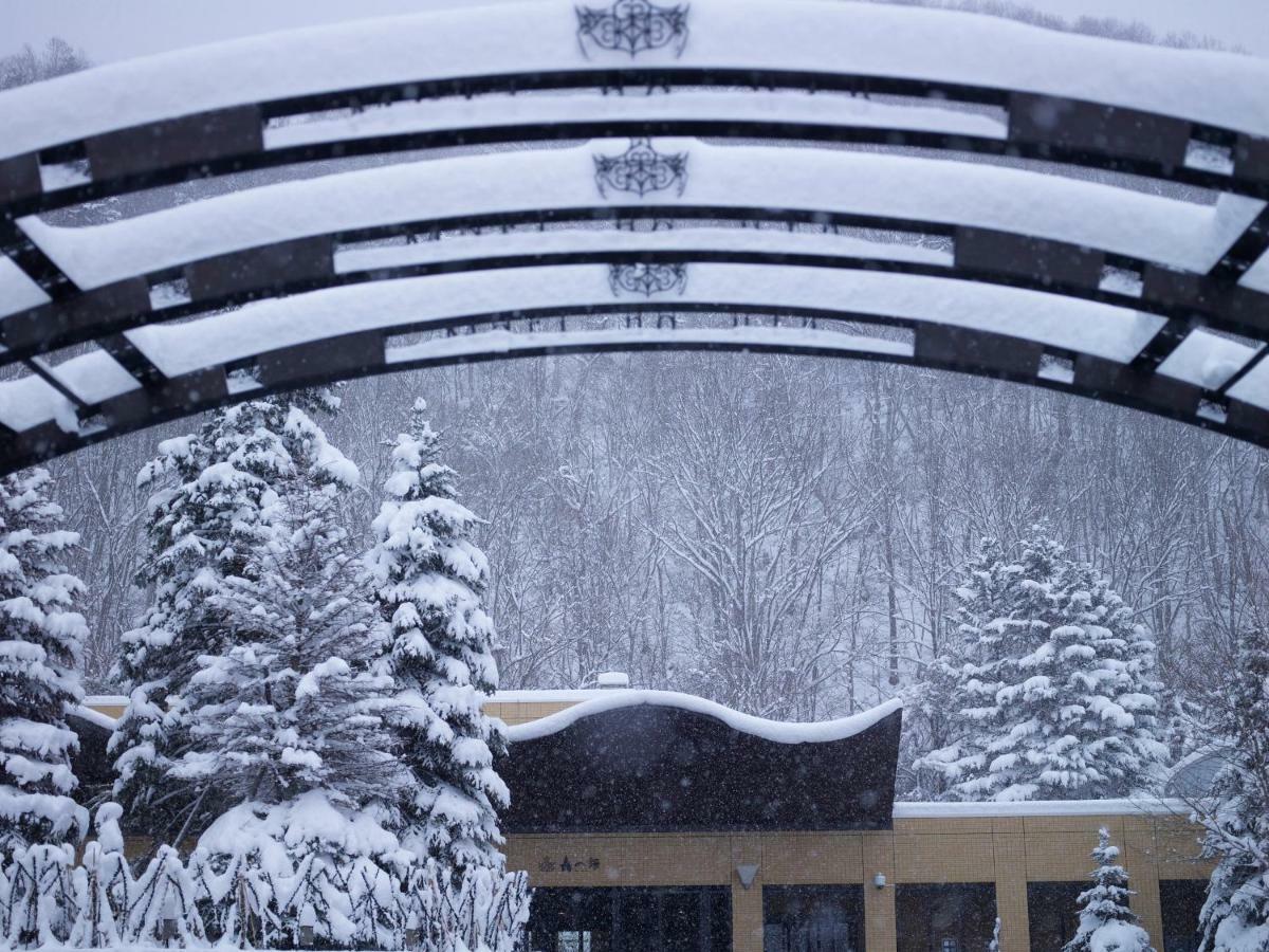 Jozankei Tsuruga Resort Spa Mori No Uta Sapporo Extérieur photo